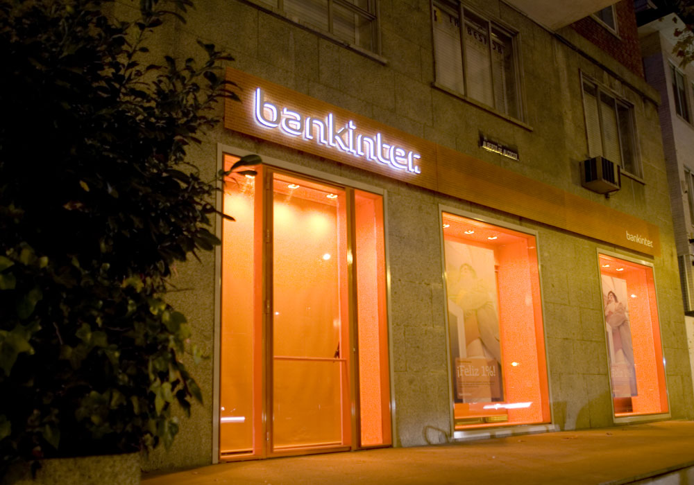 Exterior oficina Bankinter_1.jpg
